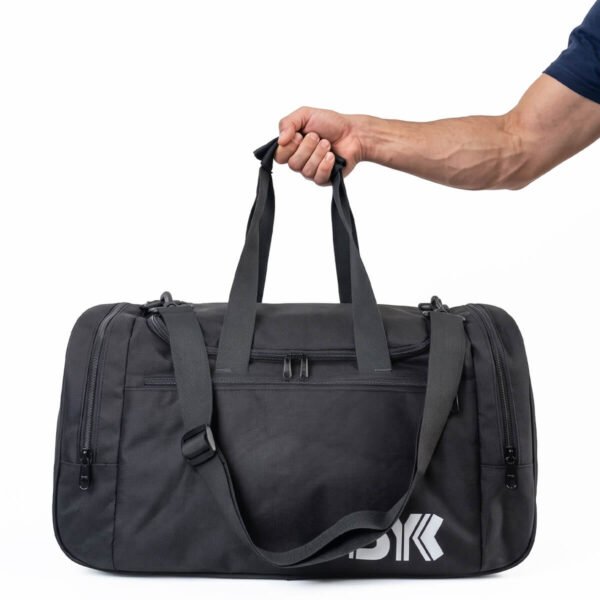 8426-v1-5__BYK PR GYM BAG -lifestyle